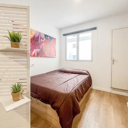 Aircon Studio Las Canteras - 2 Min Walk To Beach Apartment *